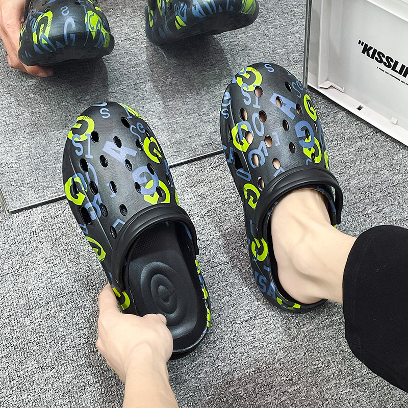 BOANXIL nyári új férfi divat egyéniség Lyukas cipők csomag fej kényelmes csúszásmentes szandál alkalmi sokoldalú strandcipő