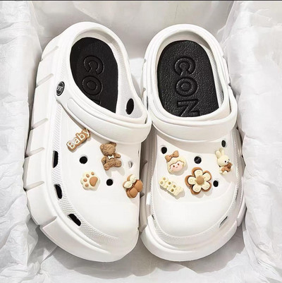 Fashion Charms Clog Pantofi în aer liber Femei Papuci Talpă groasă Sandale încrucișate de vară de înaltă calitate pentru fete