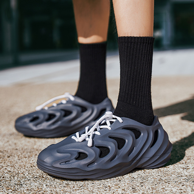 2023. aasta suvised unisex-sandaalid Aiakingad Naistele Uued Kerged Slip-on Jelly Kingad Sussid Meeste Rannajalatsid, Pehmed Lamedad