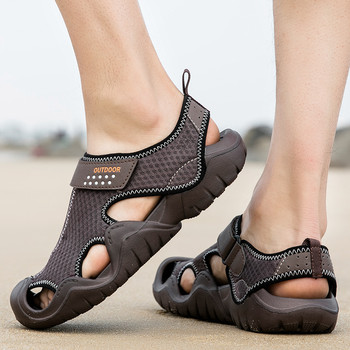 Летни външни сандали Обувки Мъжки дишащи мрежести мъжки маратонки Пластмасови мъжки ежедневни обувки Летни плажни обувки Обувки за вода