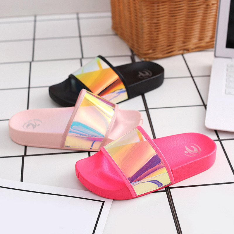 Augstākās modes neona PVC spīdīgi sieviešu apavi varavīksnes čības Bling krāsains spangle sieviešu halāts un čību komplekts čības sievietēm 41