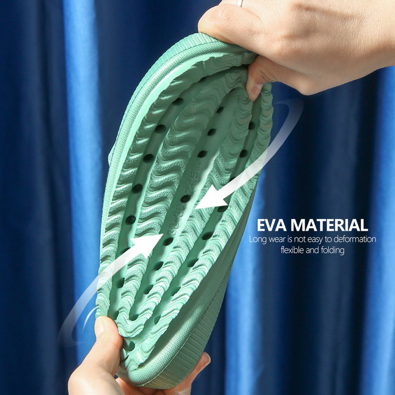 Az új, vastagabb, kényelmes papucs férfiaknak és nőknek otthoni fürdőszoba Fürdőszoba Pár vastag alsó otthoni szandálok és papucsok nyári viselet