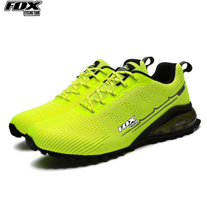 2022. aasta meeste võrkkangast hingavad tossud vabaaja libisemiskindlad kamuflaažiga rattakingad Jooksutossud Fox Cycling Team Racing matkajalatsid