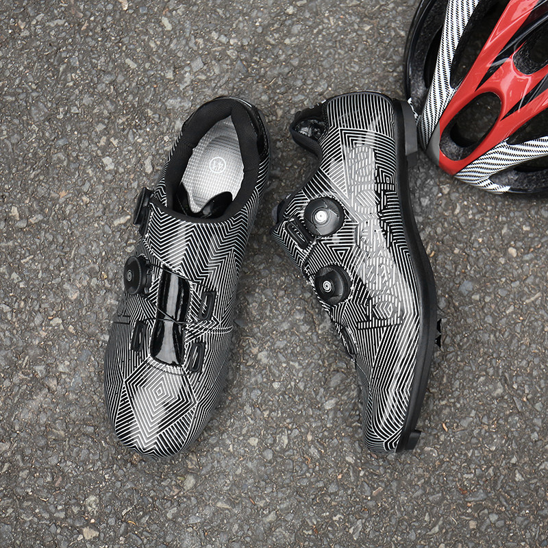 Kerékpáros cipők Légáteresztő tornacipők Mountain Bike Cipők Országúti kerékpáros Cipők MTB SPD Lovaglás Kerékpáros Önzáró cipők