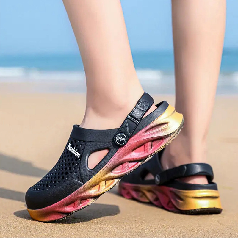 Férfi női vastag talpú strandpapucsok kerti klumpák könnyű divat pár üreges cipők 36-45 méret