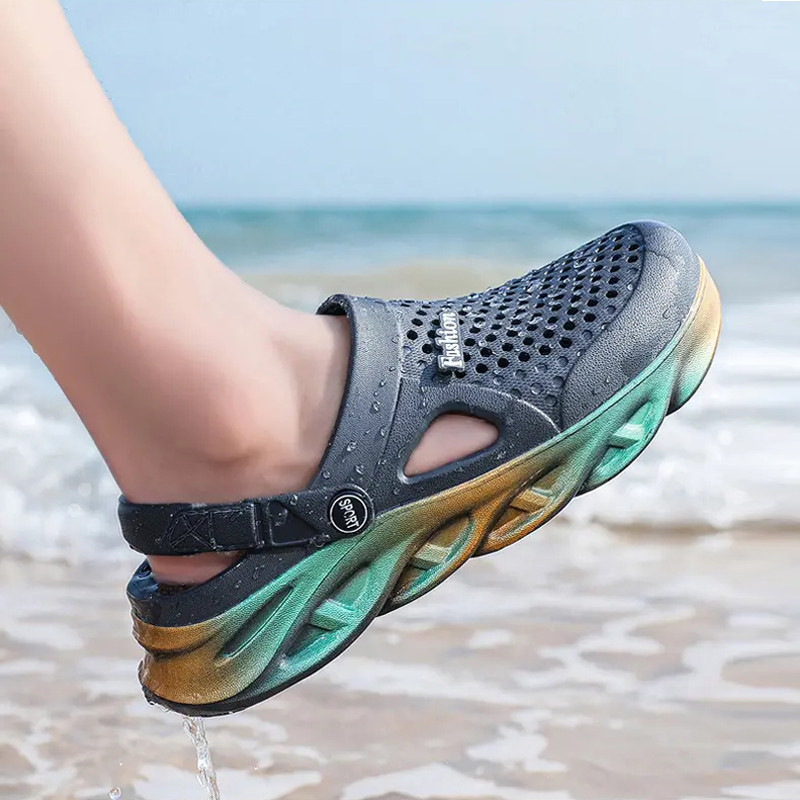 Férfi női vastag talpú strandpapucsok kerti klumpák könnyű divat pár üreges cipők 36-45 méret