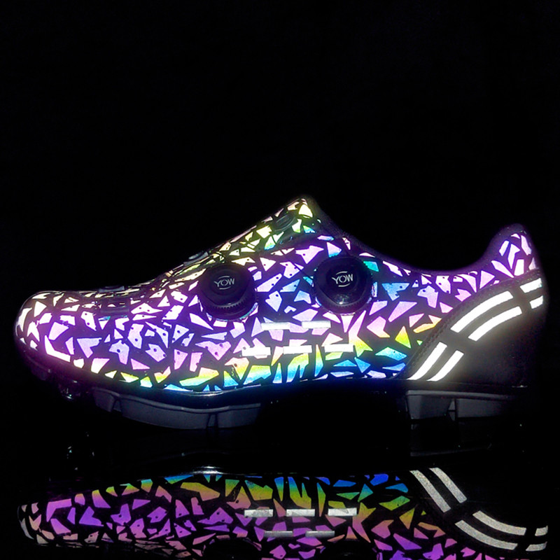 MTB apavi Vīriešu sieviešu riteņbraukšanas apavi šosejas velosipēdistu kedas kalnu velosipēdu apavi Luminous velosipēda apavi Pašbloķējošie sacīkšu apavi