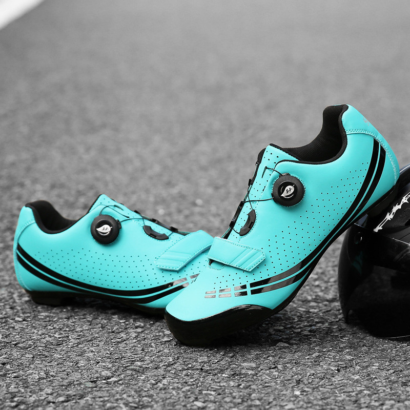 Ārā elpojoši īpaši vieglie vīriešu riteņbraukšanas apavi BOA ar sprādzi, šosejas velosipēda slēdzeni, kronšteinus, velosipēdu kedas unisex lielizmēra 36-47