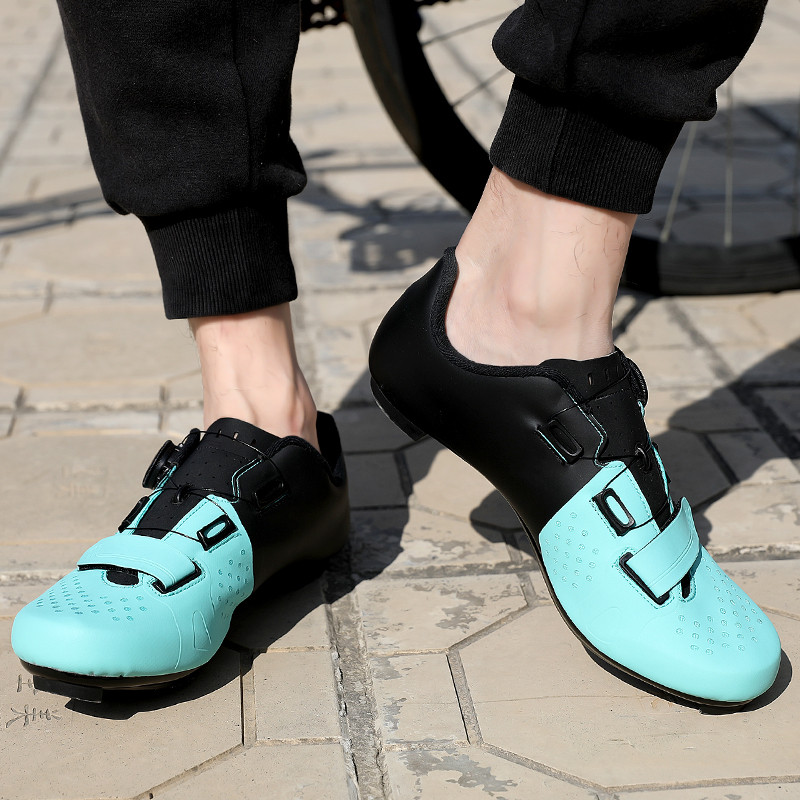 Vīriešu elpojošie skavas riteņbraukšanas apavi Profesionālie triatlona šosejas velosipēdistu apavi velobraukšanas kedas gumijas zoles apavi