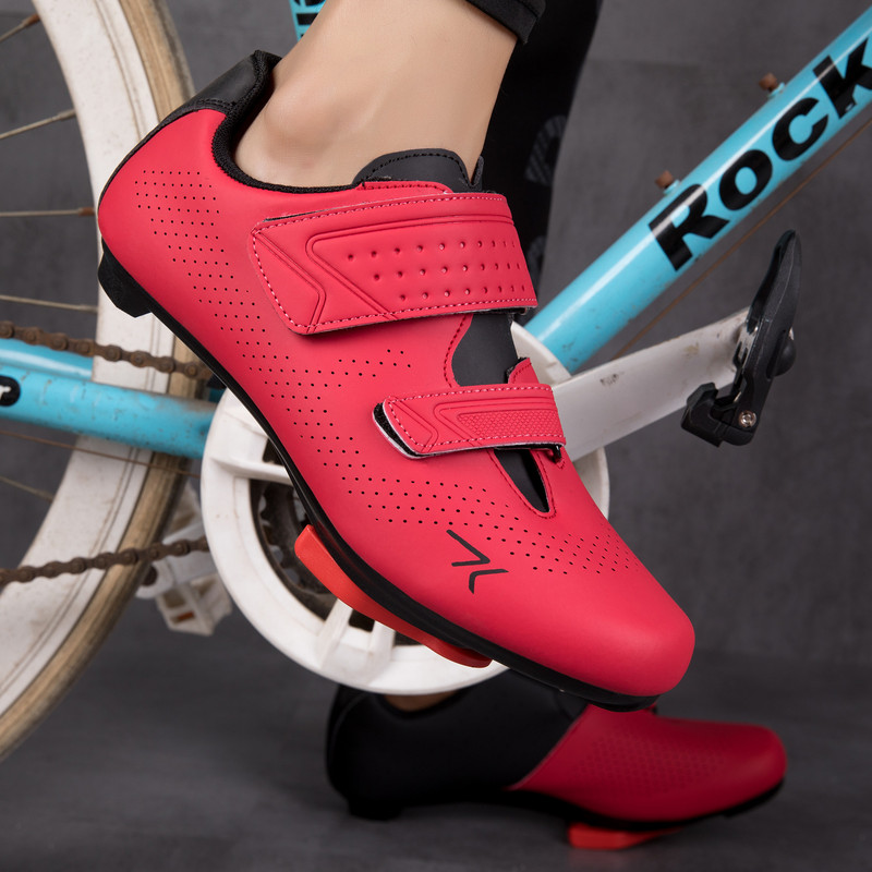 Vīriešu riteņbraukšanas apavi Plakanas skavas pašbloķējošas kalnu velosipēdistu apavi Sieviešu šosejas velosipēdu apavi Velosipēdu SPD Speed kedas