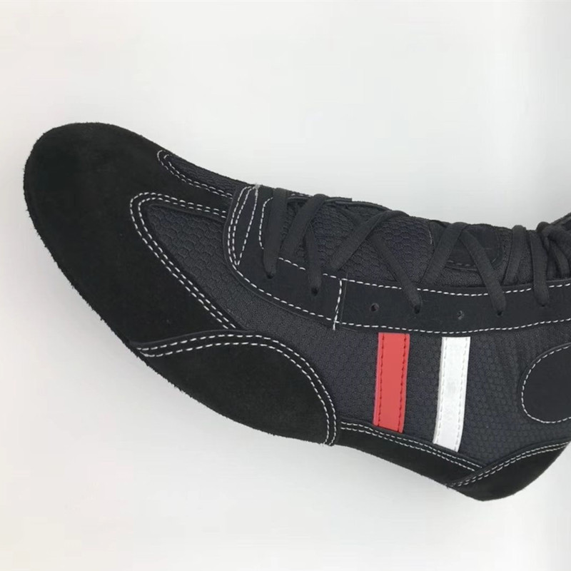 Iekštelpu cīkstēšanās apavi ar mīkstu apakšu Profesionāli boksa cīņas ādas kedas Treniņu sporta apavi Liela izmēra 30-46