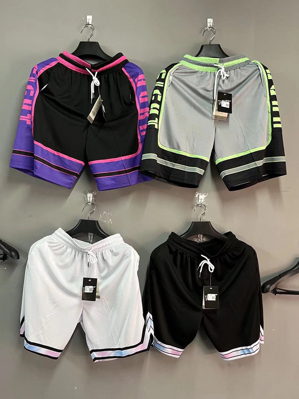 Basketbola šorti Elpojoši sviedri sporta skriešanas šorti āra sporta fitnesa īsās bikses brīvas pludmales šorti ar rāvējslēdzēja kabatu