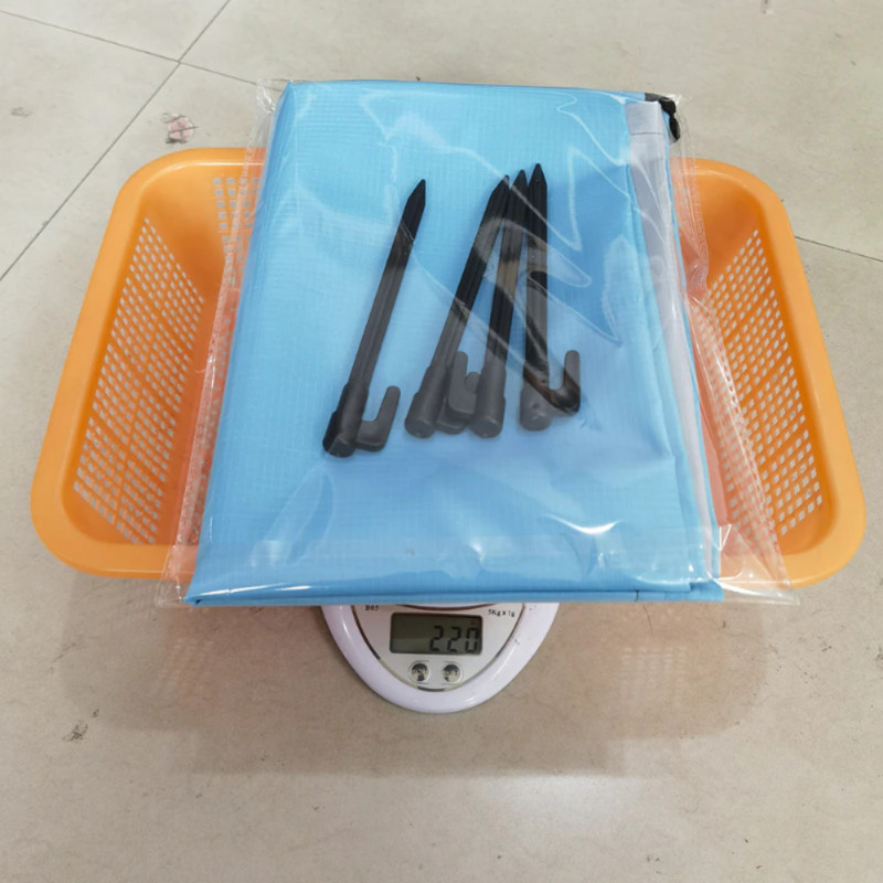 2x1,4 m ūdensnecaurlaidīga pludmales sega Saliekams kempinga matracis Pārnēsājams viegls paklājiņš āra piknika paklājiņš smilšu pludmales paklājiņš