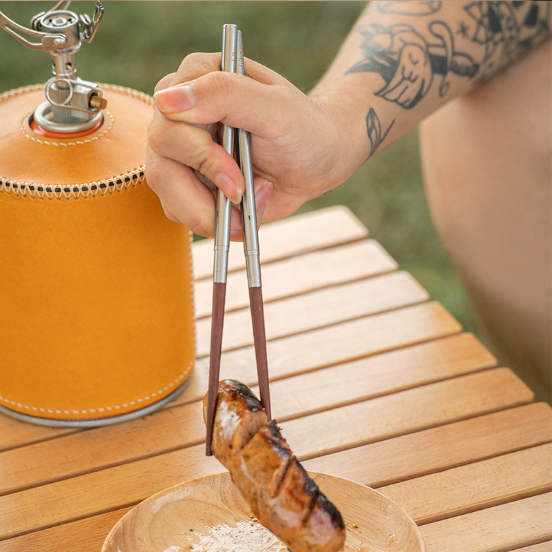 Naturehike Ultrakönnyű összecsukható fa pálcika, tömör, hordozható, újrafelhasználható kültéri kemping grillezési piknik evőpálcikák