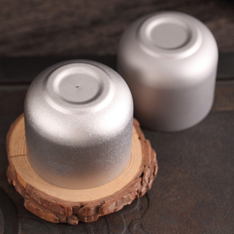 125 ml-es tiszta titán kétrétegű teáscsésze, hőálló, egészséges mini kávésbögre kempingezéshez túrázáshoz hátizsákkal Otthoni iroda