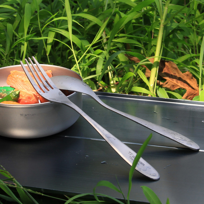 Tiartisan titano šakutės šaukštas Lengvas stalo reikmenų šaukštas lauko stovyklavimui žygiams Kelionei iškylai Vakarietiški desertiniai stalo įrankiai
