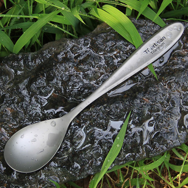 Tiartisan titano šakutės šaukštas Lengvas stalo reikmenų šaukštas lauko stovyklavimui žygiams Kelionei iškylai Vakarietiški desertiniai stalo įrankiai