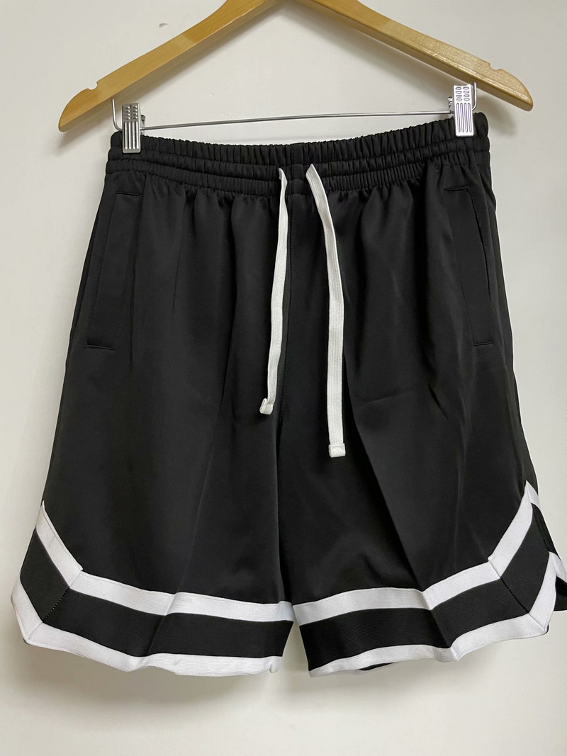 Meeste lühikesed püksid korvpall vabaaja Ameerika treening fitness Lühike rand Letter Drawstring Jõusaalis jooksmine lahtised lühikesed põlvpüksid