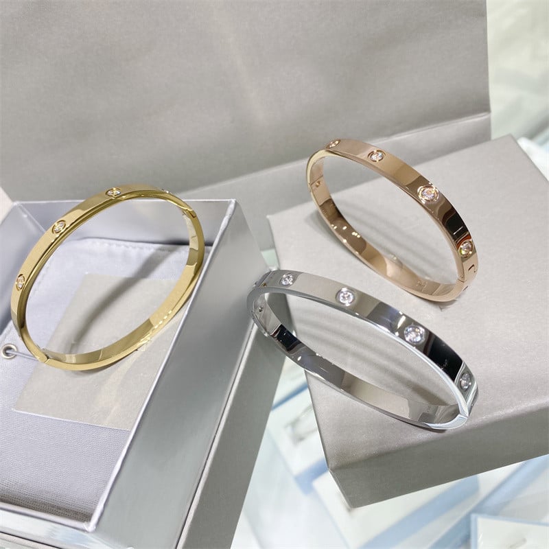 Luksusa zīmola inkrustēts cirkona nerūsējošā tērauda rokassprādze sievietēm Vīrietim Vienkārša klasiska, neizbalējoša pret alerģiju pāra rokassprādzes rotaslietas