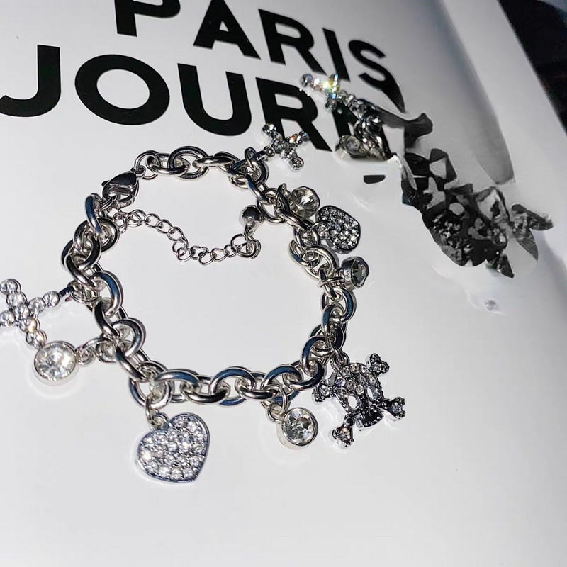 Y2k kiegészítők strasszos szerelem szív kereszt báj karkötők nőknek Egirl 2000-es évek Vintage fémszelet luxus tervező ékszerek