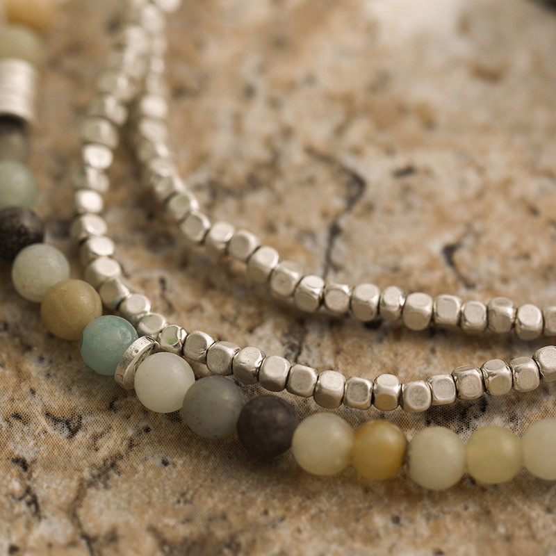 Vintage gyöngyökkel díszített természetes kőből készült elasztikus pulzera kézzel készített karkötő nőknek Báj többrétegű négyzet alakú gyöngyök karkötők női ékszerek