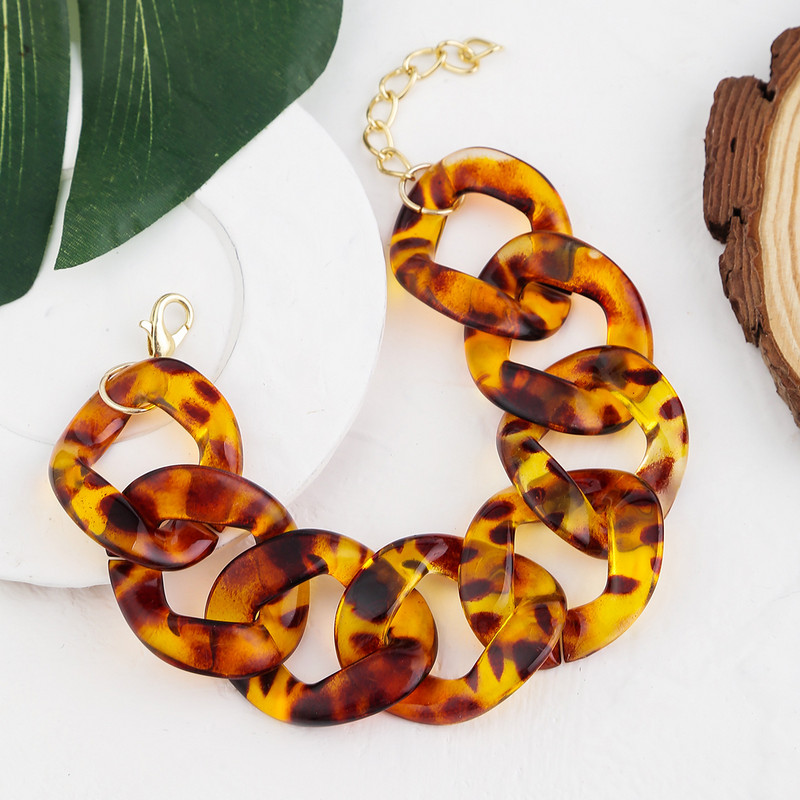 Πανκ χιπ χοπ στριφτές κουβανέζικες αλυσίδες βραχιόλια για γυναίκες Charm ρητίνη ακρυλικό χοντρό χοντρό μάτισμα με αλυσίδα βραχιόλι στο χέρι Κοσμήματα