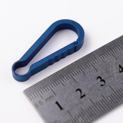 EDC mini titāna atslēgu piekariņa mugursomas sprādze Mini piekarināma Izturīga radoša iekraušanas aplis maza sprādze 25 kg lielam dizainam