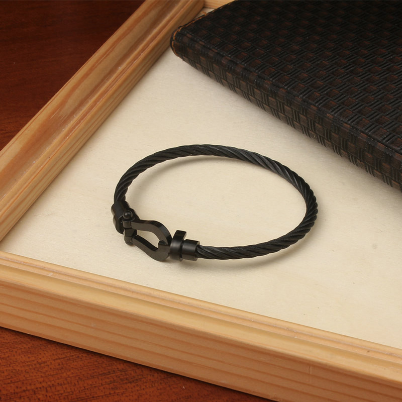 Nerūsējošā tērauda pakava mezgls, kabeļa stieples ķēde, pīta rokassprādze, rokassprādze Zelta sudraba rozes zelta pārklājuma daudzpusīga rotaslieta pāriem