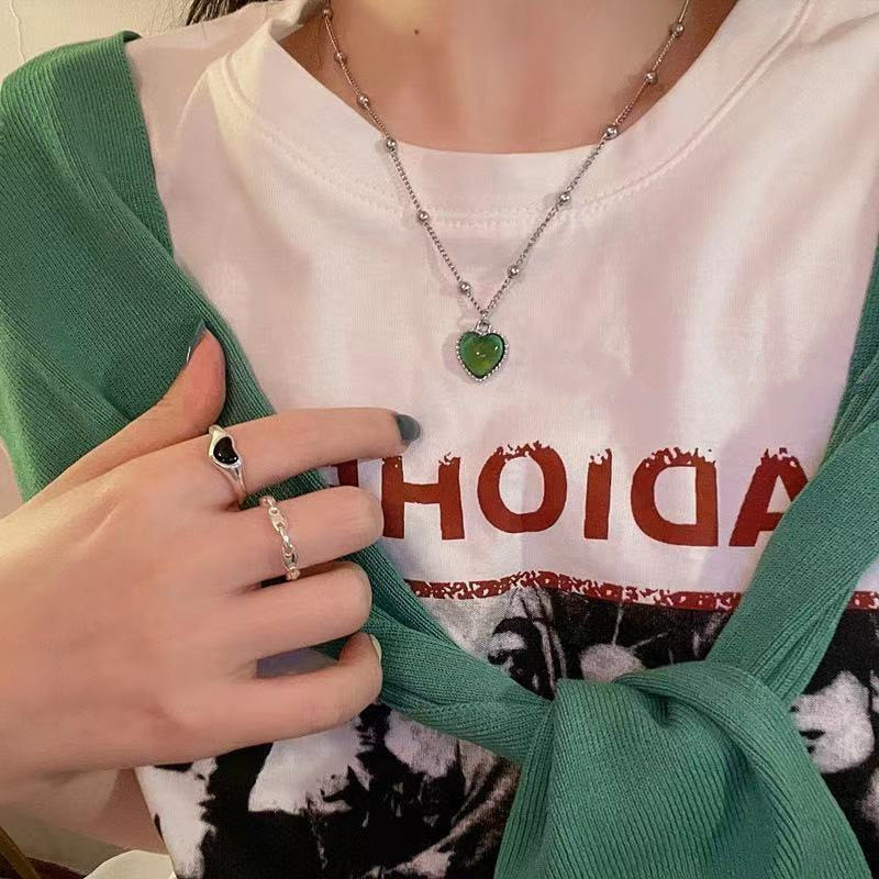 Sajūta Emocionāla Jutīga krāsas maiņa Mīlestības kulonu kaklarota Nerūsējošā tērauda fāzēm ķēdes kaklarota Dāvanu rotaslietas jauna mode