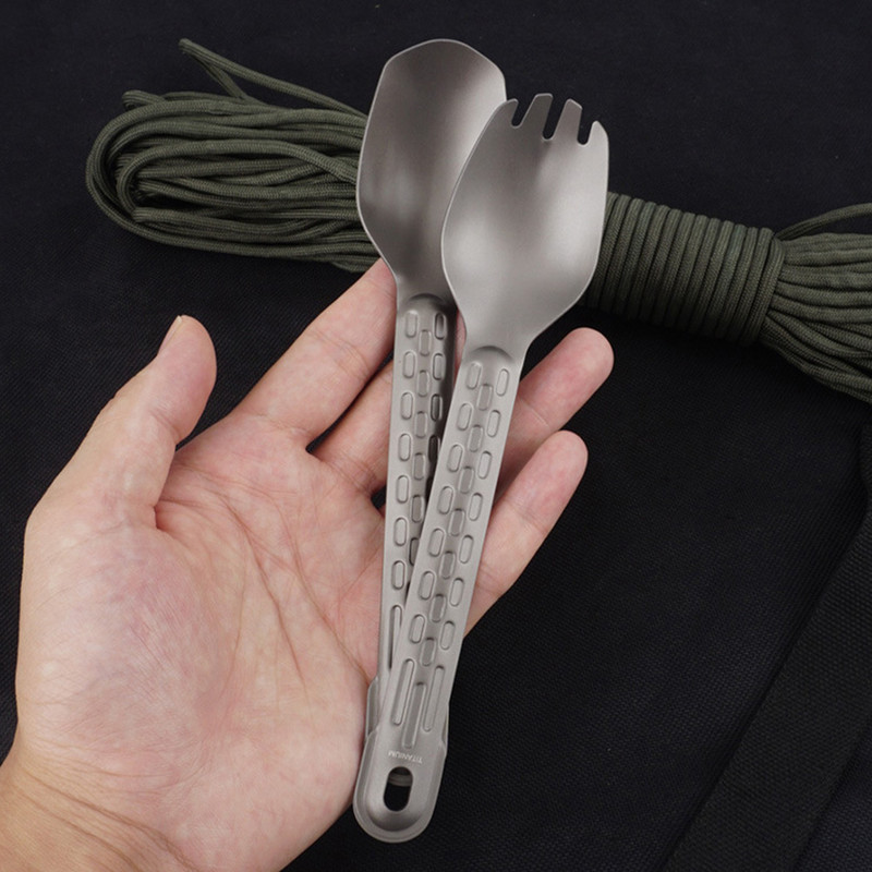 Titanium Spork Spoon Camping Vacsora Spork Evőeszközök Evőeszközök kültéri Otthoni Ultrakönnyű főzési piknik kiegészítők