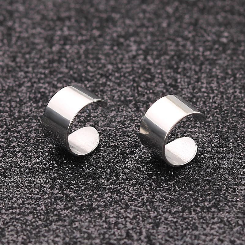 Minimalista arany színű rozsdamentes acél fülvédő fülbevaló hamis piercing csíptető tini férfiak női divatos alkalmi sport fülbevalók