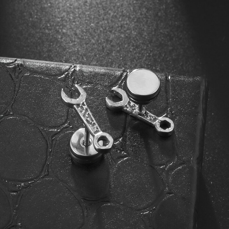 Hiphopa radošie panku instrumenti maza uzgriežņu atslēga nerūsējošā tērauda auskari vīriešiem, dāmām, forši, šarmanti, rotaslietas, naktsklubu aksesuāri