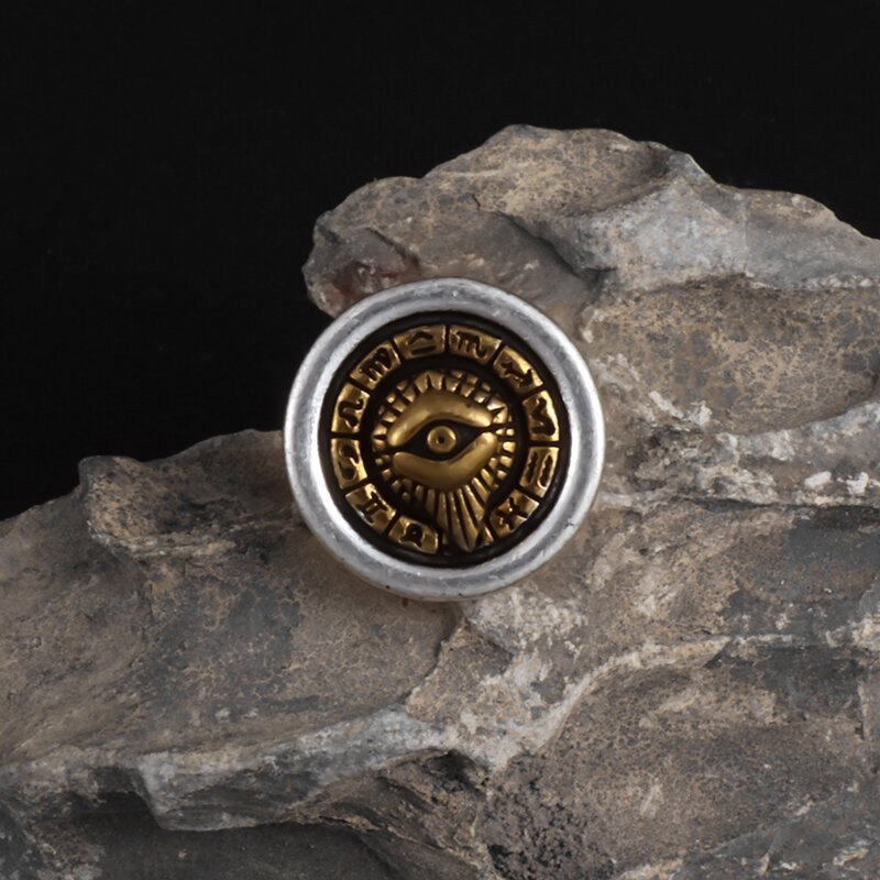 „Retro Eye of God“