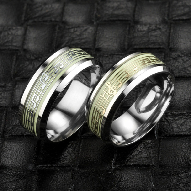 Divatos, rozsdamentes acél világító gyűrűk férfiaknak, nőknek, sötétben izzó kocka minta Pár gyűrű esküvői zenekarok ékszer ajándék