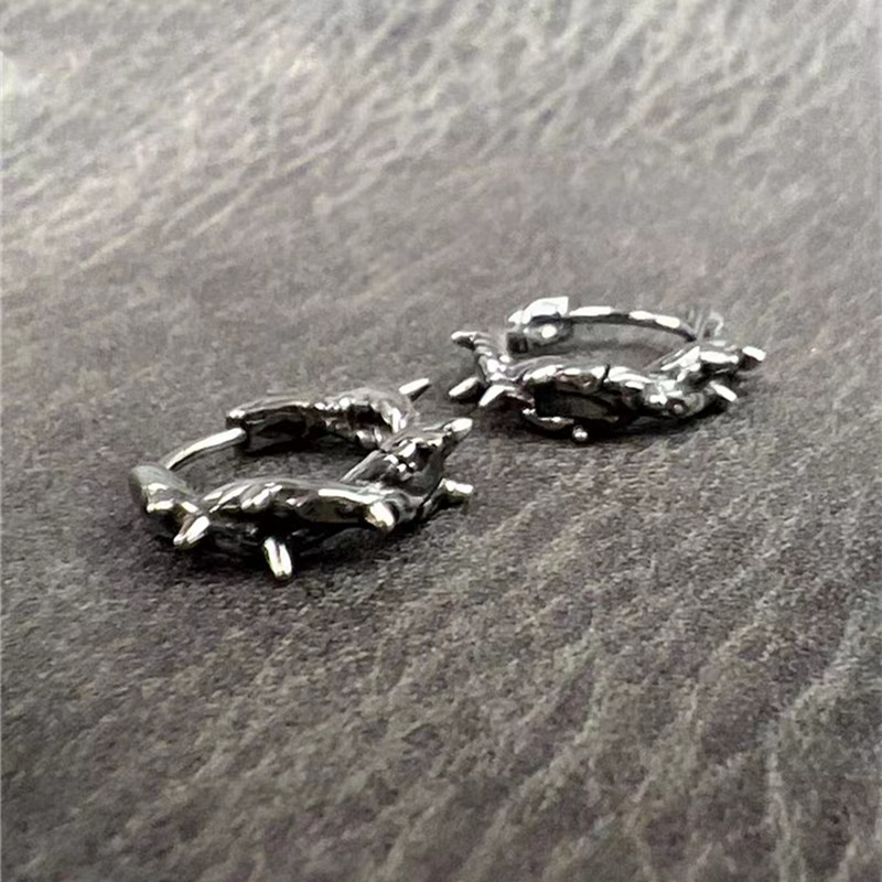 Vintage kör alakú tű karika fülbevaló hipoallergén fülbevaló punk motoros hip hop rock férfi ékszer kiegészítők