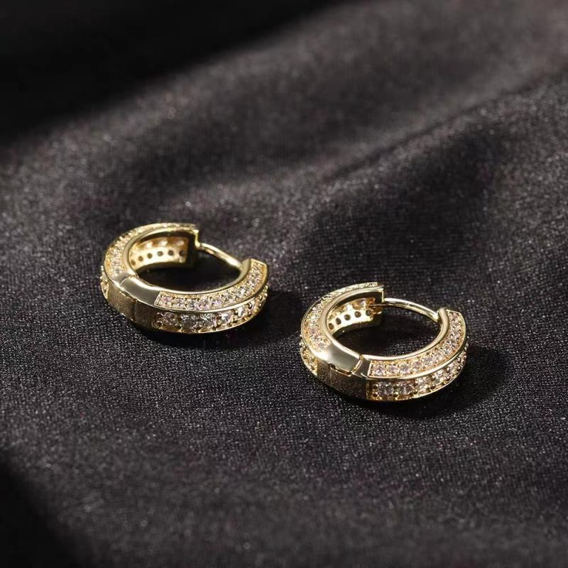 Hip Hop Iced Out Hoop auskarai Kubinis cirkonis Huggie Hipoalerginiai auskarai Repo roko papuošalai vyrams ir moterims