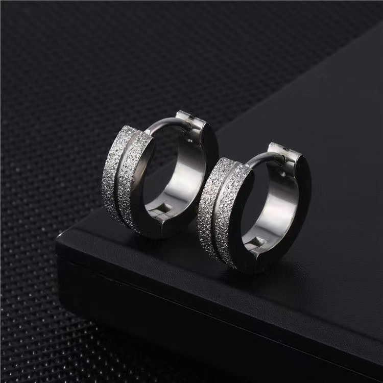 Titanium Steel Trend Jewelry Populaarne jäätunud meeste kõrvaklapp, uus isiksus, naiste kõrvaklambrid, ühekordsed