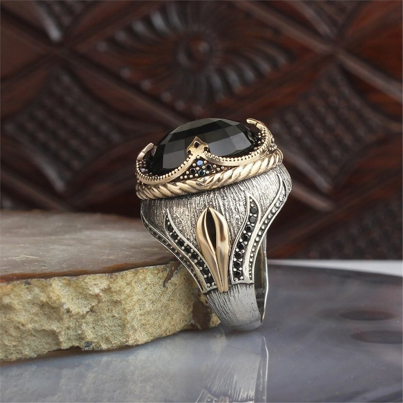 Új réz anyagból nyitott állítható gyűrű fekete drágakő személyiség magas ékszer divat luxus üzleti alkalmas férfiaknak ajándék
