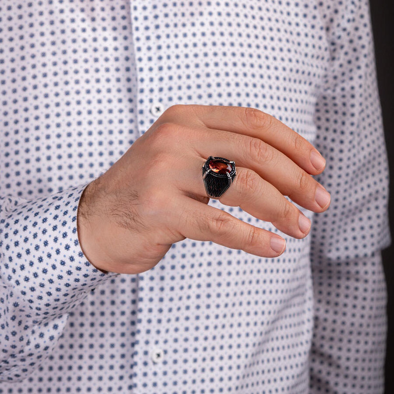 Υλικό χαλκού Ανοιχτό ρυθμιζόμενο δαχτυλίδι Κεχριμπάρι πολύτιμος λίθος Προσωπικότητα Υψηλό κόσμημα Μόδα πολυτέλεια Κατάλληλο για ανδρικά κοσμήματα γάμου