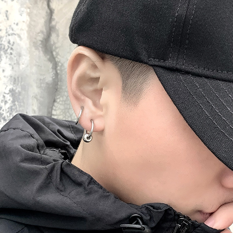 Naušnice sa zakovicama od titanijskog čelika za muškarce Žene Lažne naušnice bez piercinga Punk Rock Hiphop Modni nakit od nehrđajućeg čelika