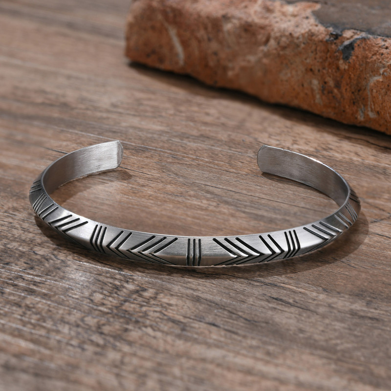 Viking aproce, vīriešu rokassprādze, nerūsējošā tērauda Arrow Celtic vīriešu metāla aproce