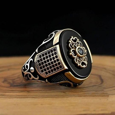 Vintage Hand Carved Patterns Turkse Signet Ring for Men Gothic Inlaid Black Zircon Punk Ring Party Wedding Retro Jewelry