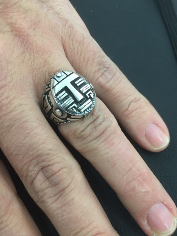 Retro srebrni muški punk prsten izrezbareni uzorak maske Personalizirano lokomotiva Bizarno prstenje za muškarce Party Gothic Trendy nakit