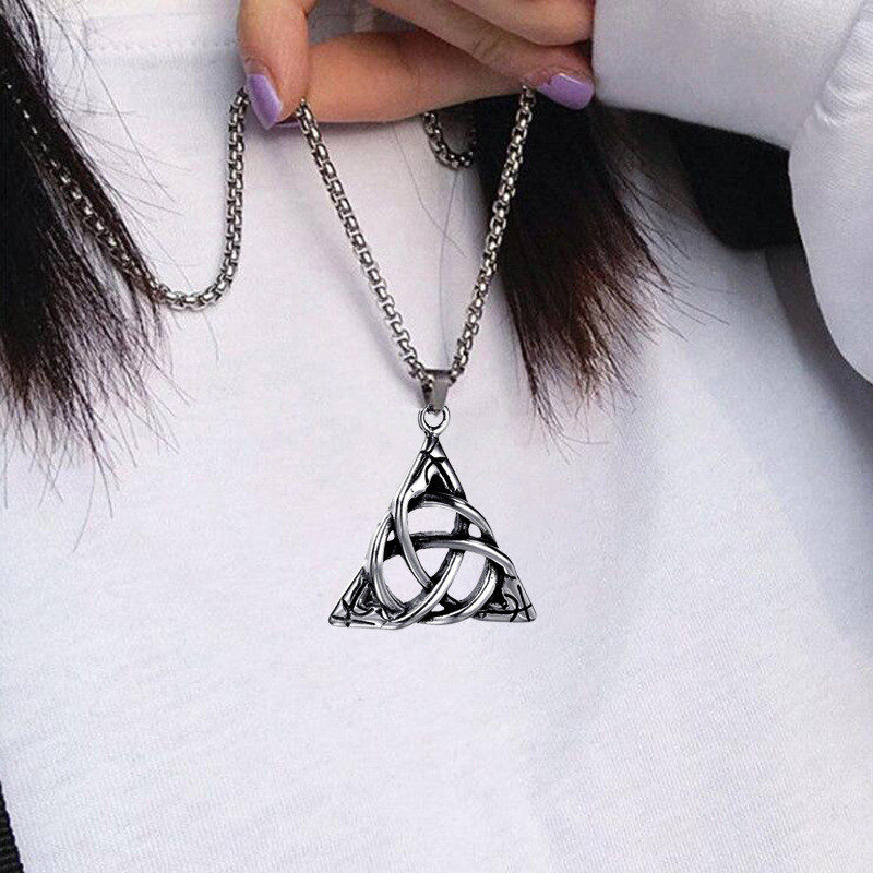 Νέο κολιέ Kpop Irish Celtic Knot Κρεμαστό Κολιέ ανδρικά Hip Hop Long Chain κολιέ για γυναίκες Κοσμήματα λαιμού Gothic Streetwear Fashion