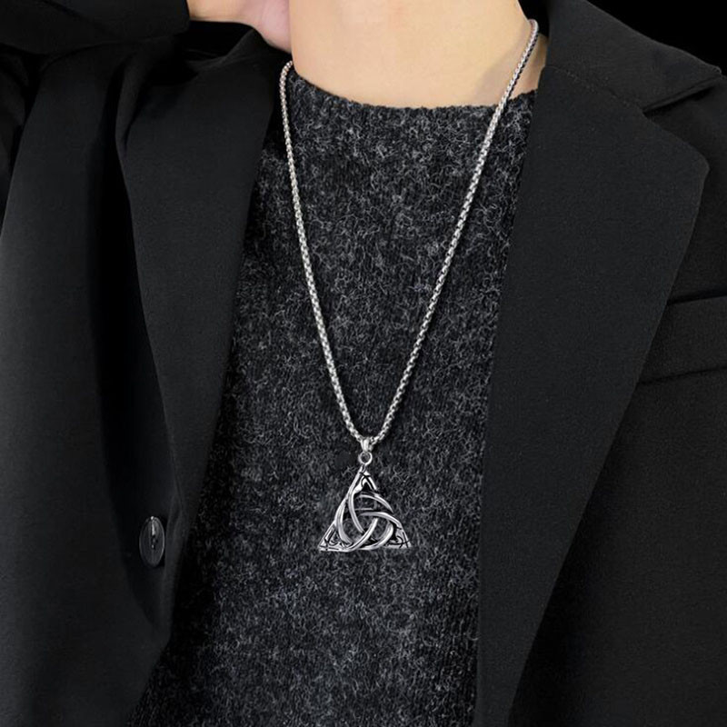 Νέο κολιέ Kpop Irish Celtic Knot Κρεμαστό Κολιέ ανδρικά Hip Hop Long Chain κολιέ για γυναίκες Κοσμήματα λαιμού Gothic Streetwear Fashion