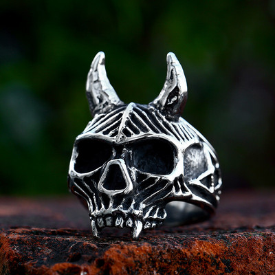 Gooti punk Satanic Devil Skull Ring Vintage Steampunk meeste roostevabast terasest sõrmus Hiphop Mootorrataste Rock Biker Ehted Hulgimüük
