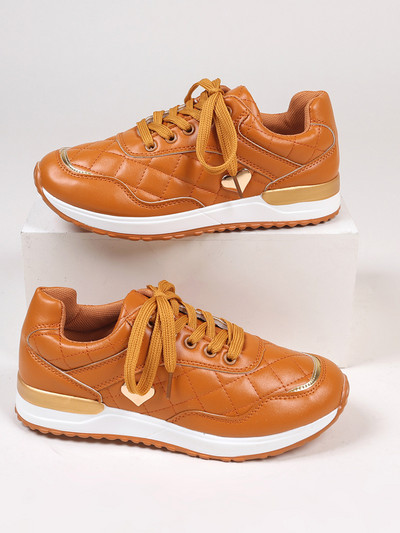 Naiste tossud Luksusliku disainiga needid kootud hingavast võrgust vulkaniseeritud jalanõud vabaajakõnnid, lamedad nahast kevadised, populaarsed jalanõud