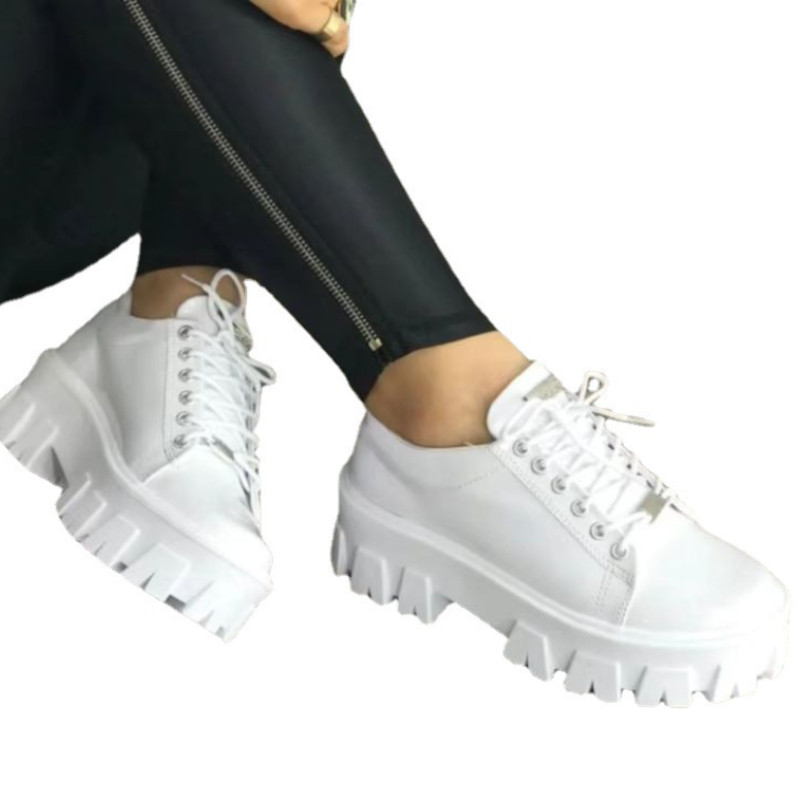 Fashion Loafers 2023 őszi új, kereszt nyakkendős, lélegző, csúszásmentes platformú, vulkanizált brit stílusú bőr alkalmi cipők nőknek