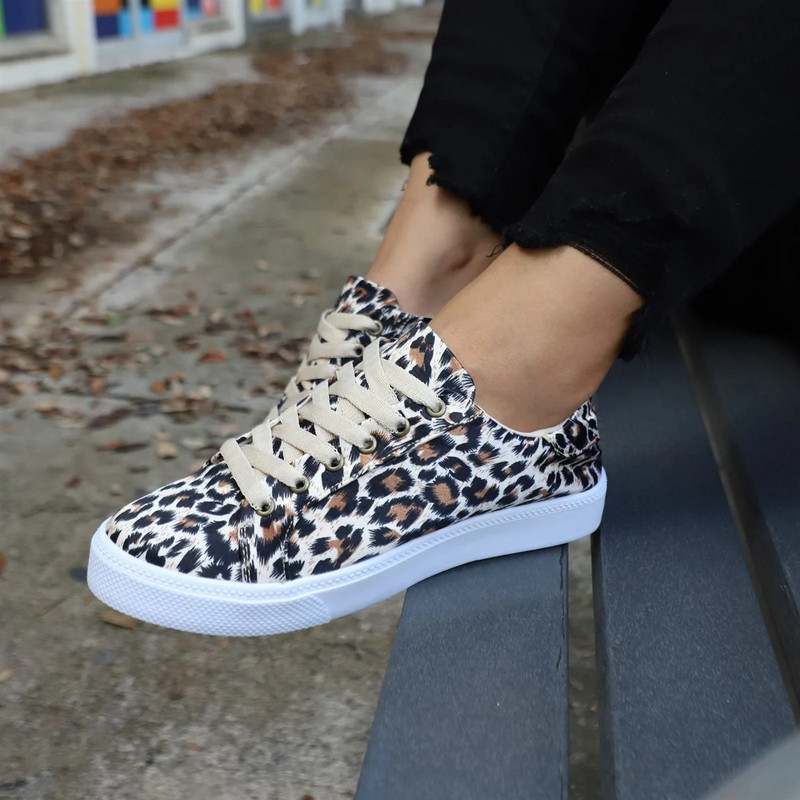 Γυναικεία παπούτσια 2023 νέα Lace Up casual παπούτσια γυναικεία flats Leopard loafers γυναικείες εσπαντρίγιες Plus size παπούτσια για γυναίκες