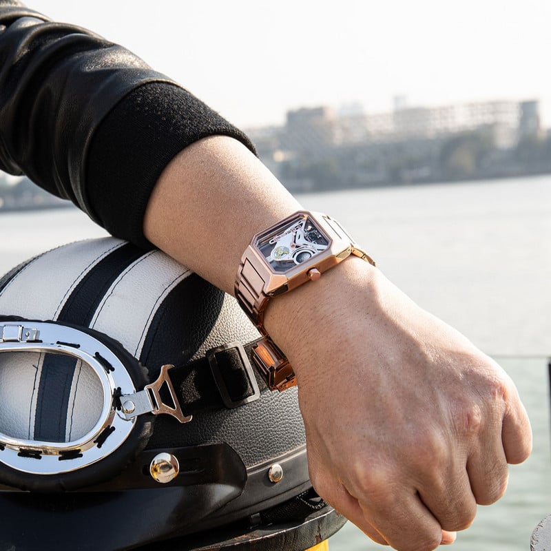 2023 Novi satovi Kvadratni unikatni sportski muški satovi s prozirnim brojčanikom Kvarcni sat Šuplji muški satovi Ručni sat Relogio Masculino